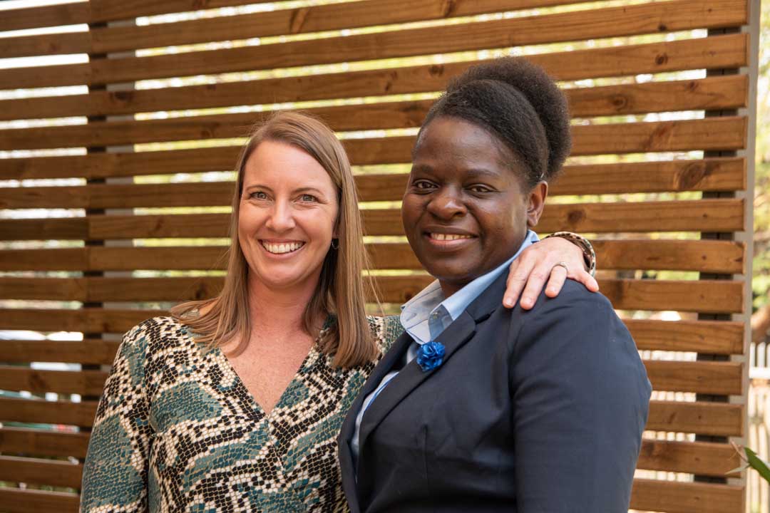 Account Manager and CTO collaborating to deliver innovative and tailored business solutions.